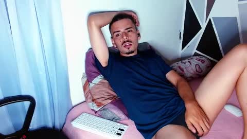 Col boy online show from January 16, 2:09 am