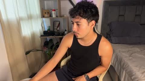 Snapshot of cdcanon chatting on October 16, 12:32 am Carlos online show from October 16, 12:32 am