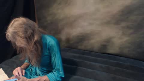 Jackie online show from December 1, 12:03 pm