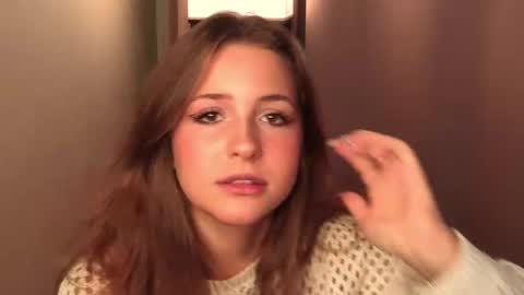 Lina  online show from December 2, 8:29 pm