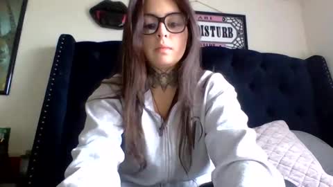 ceceluv27 online show from November 9, 5:37 pm