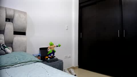 ceci online show from November 10, 2:36 am