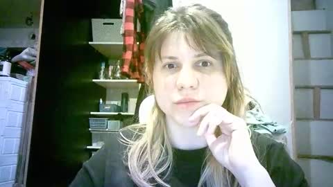 celeste_naughty_ online show from March 19, 10:43 am