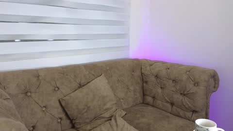 Snapshot of celeste_tailor_ chatting on December 6, 1:24 am Celeste Tailor online show from December 6, 1:24 am