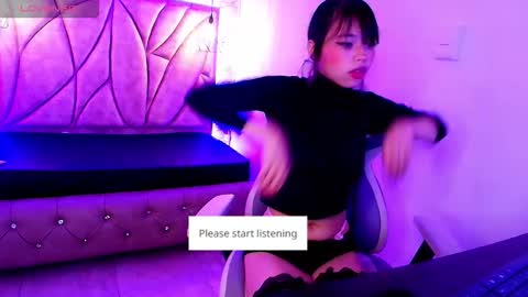 Snapshot of celestesky__ chatting on October 4, 12:36 pm online show from October 4, 12:36 pm