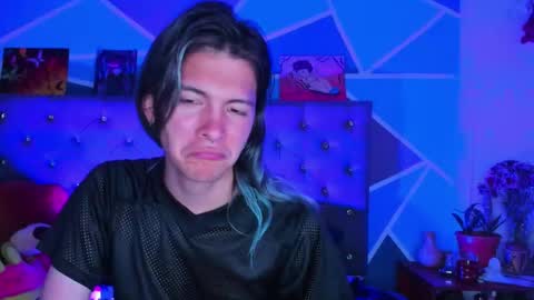 I am Valentinn online show from November 22, 7:56 pm