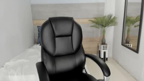 Snapshot of celestica_rose chatting on October 11, 9:51 pm Celestica online show from October 11, 9:51 pm