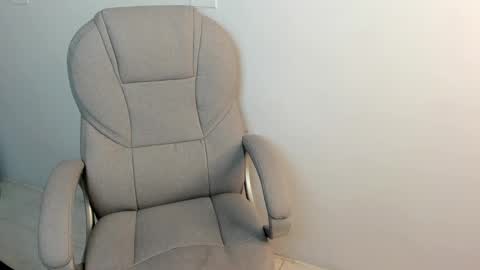 Snapshot of celestica_rose chatting on March 4, 7:41 am Celestica online show from March 4, 7:41 am