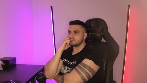 Octav online show from January 14, 1:30 pm