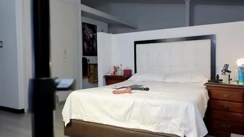 Cerecita online show from December 23, 3:02 am