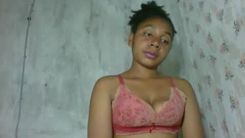 Snapshot of cettehot chatting on September 25, 6:04 pm cette soa online show from September 25, 6:04 pm