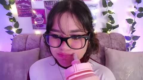 charlotte online show from February 8, 7:39 pm