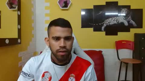 chacorta_ online show from April 17, 1:24 pm