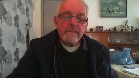 Champers online show from March 11, 10:51 am