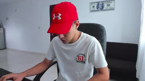 Snapshot of chandler_kenji chatting on October 11, 5:27 pm Kenji online show from October 11, 5:27 pm
