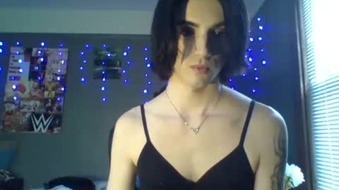 Snapshot of chanel2002 chatting on March 7, 5:06 pm chanel2002 online show from March 7, 5:06 pm