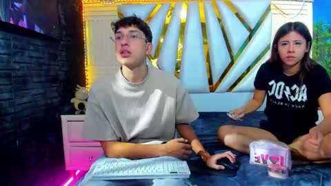 Chanellandmax online show from November 23, 1:31 pm