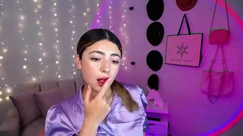 channel_blonde_a online show from March 4, 5:03 pm