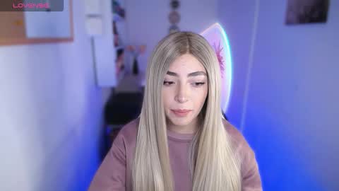 channel_blonde_a online show from March 20, 10:15 pm