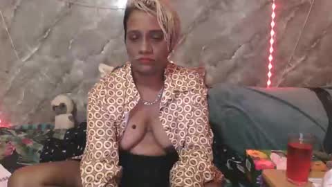 Zaria Vixen online show from October 5, 9:00 pm