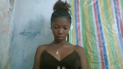 chariola0101 online show from February 14, 6:08 pm