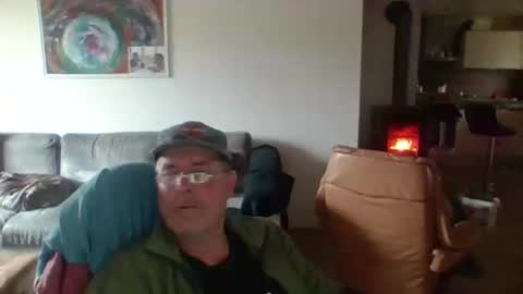 charles6064 online show from February 11, 9:42 am