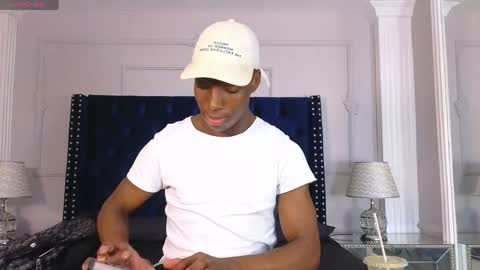 charlesbrown_ online show from April 21, 2:35 pm