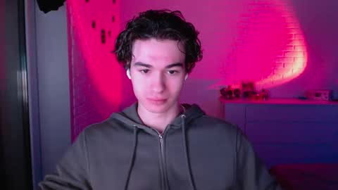 charleshanson69 online show from April 11, 7:29 pm