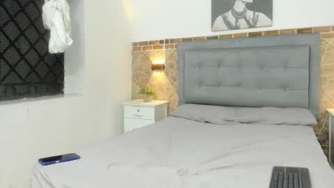 Charlie online show from February 17, 3:25 am