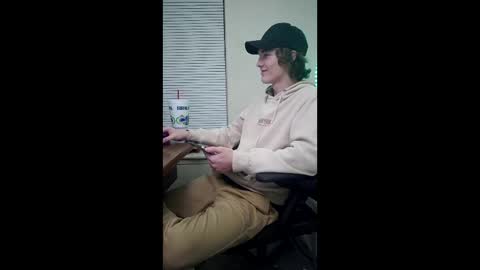 char sexiness online show from December 4, 6:02 am