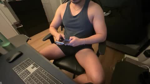 charliekkw online show from March 10, 2:16 am