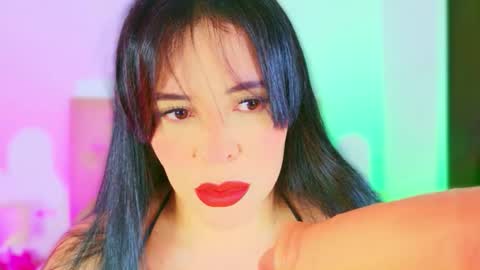 Charloott Evans online show from November 19, 9:35 pm