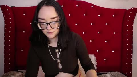 Snapshot of charlotte1_ls chatting on February 7, 1:47 am charlotte1_ls online show from February 7, 1:47 am