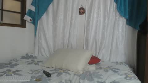 karinaa independent model online show from December 17, 2:40 am