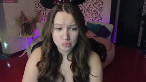 Snapshot of charlotte_ekman chatting on February 16, 1:05 pm Charlotte online show from February 16, 1:05 pm
