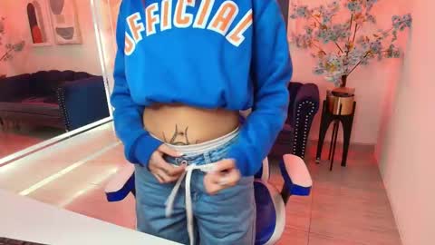 Charlotte online show from November 20, 3:49 am