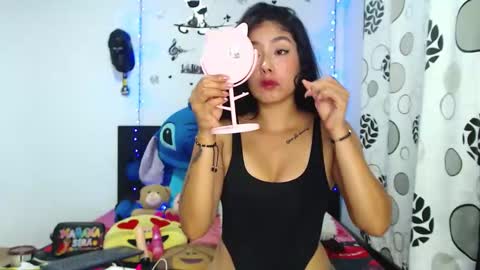 Charlotte luna95 online show from January 9, 3:12 am