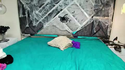 Snapshot of charlotte_walker1 chatting on October 15, 3:21 am charlotte_walker1 online show from October 15, 3:21 am