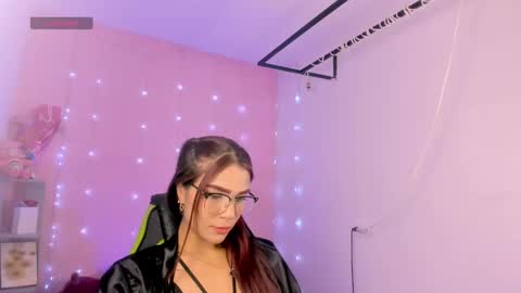 charlotteee online show from October 10, 2:28 am