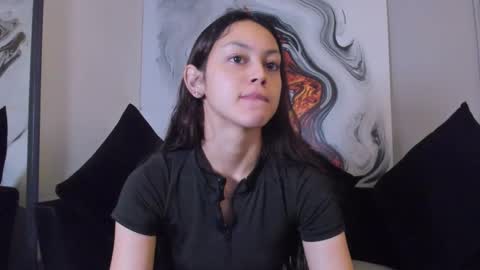 charlottegray_1 online show from November 19, 12:26 pm