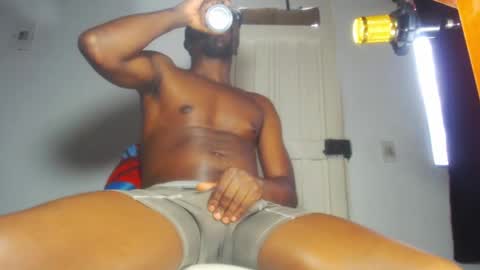 charly_vergonti_ online show from March 11, 8:53 pm