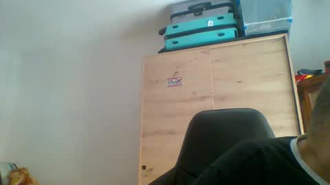 charly online show from January 12, 11:06 am