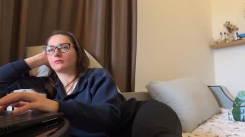 katie online show from February 15, 12:59 pm