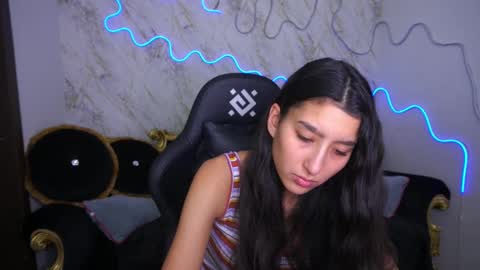 SweetMoco online show from February 10, 1:22 pm