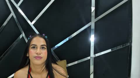 Charm online show from January 10, 8:58 pm