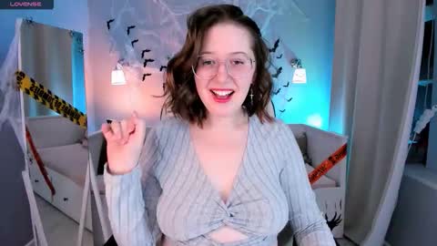 Grace online show from November 2, 11:10 am