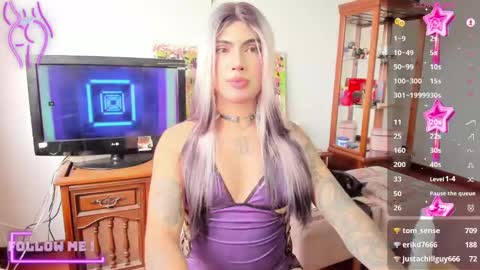 Sophie  online show from February 22, 7:03 pm