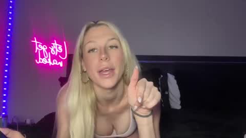 chelsearulebender online show from April 16, 1:38 am