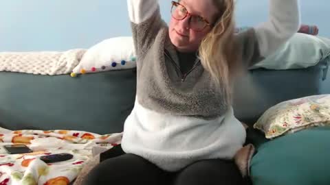 Chelsea online show from February 18, 5:42 pm