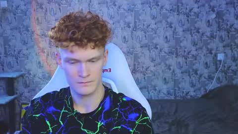 LUCASRYANPVT IS OPEN online show from February 19, 12:33 pm